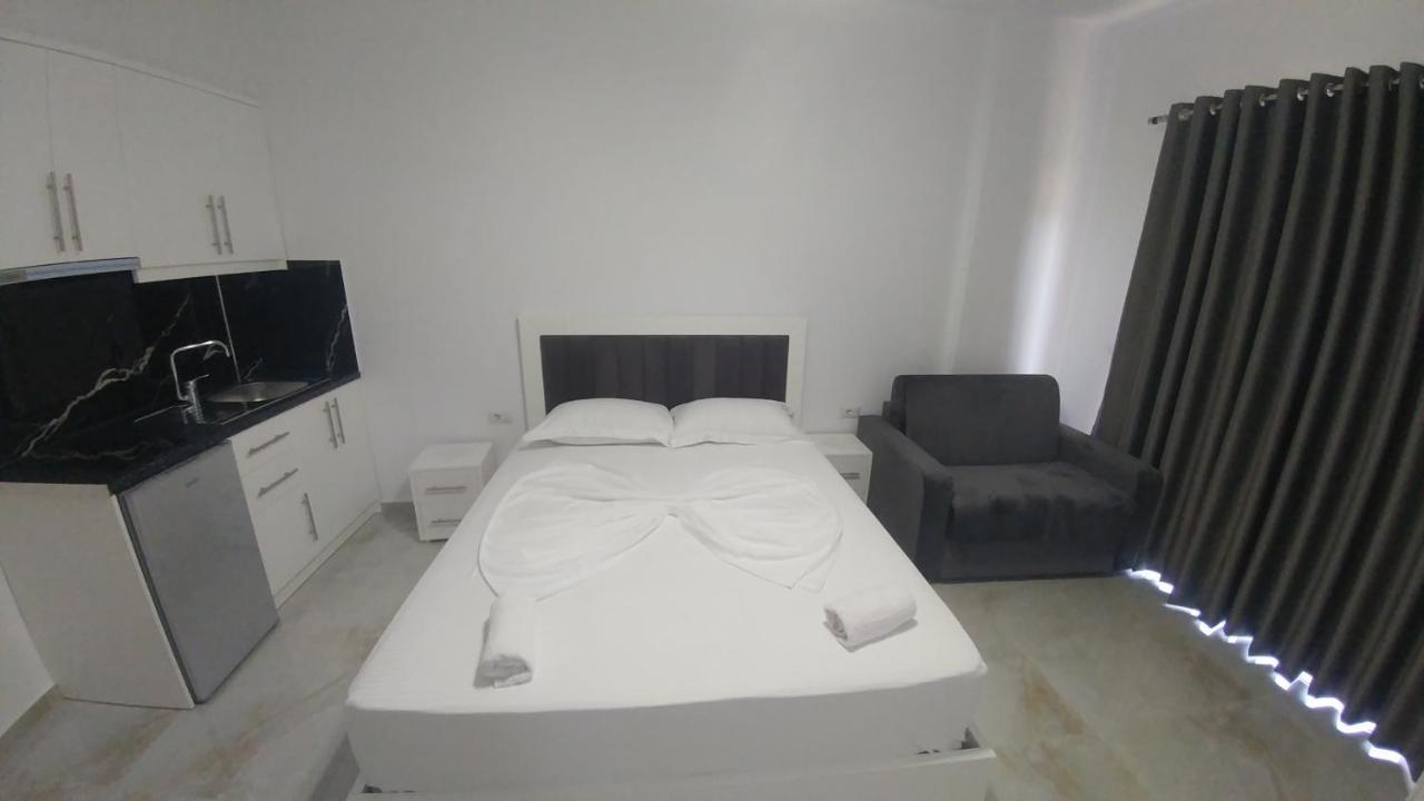 Hotel Zeka Ksamil Ngoại thất bức ảnh