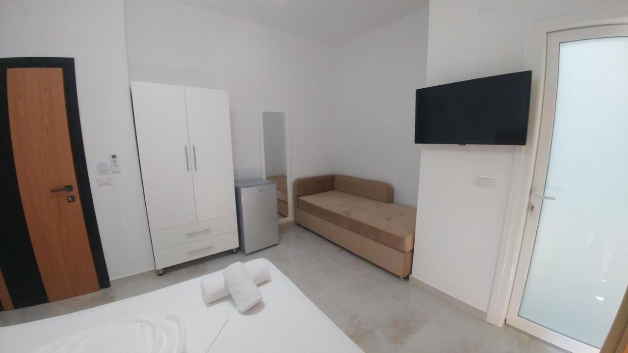 Hotel Zeka Ksamil Ngoại thất bức ảnh