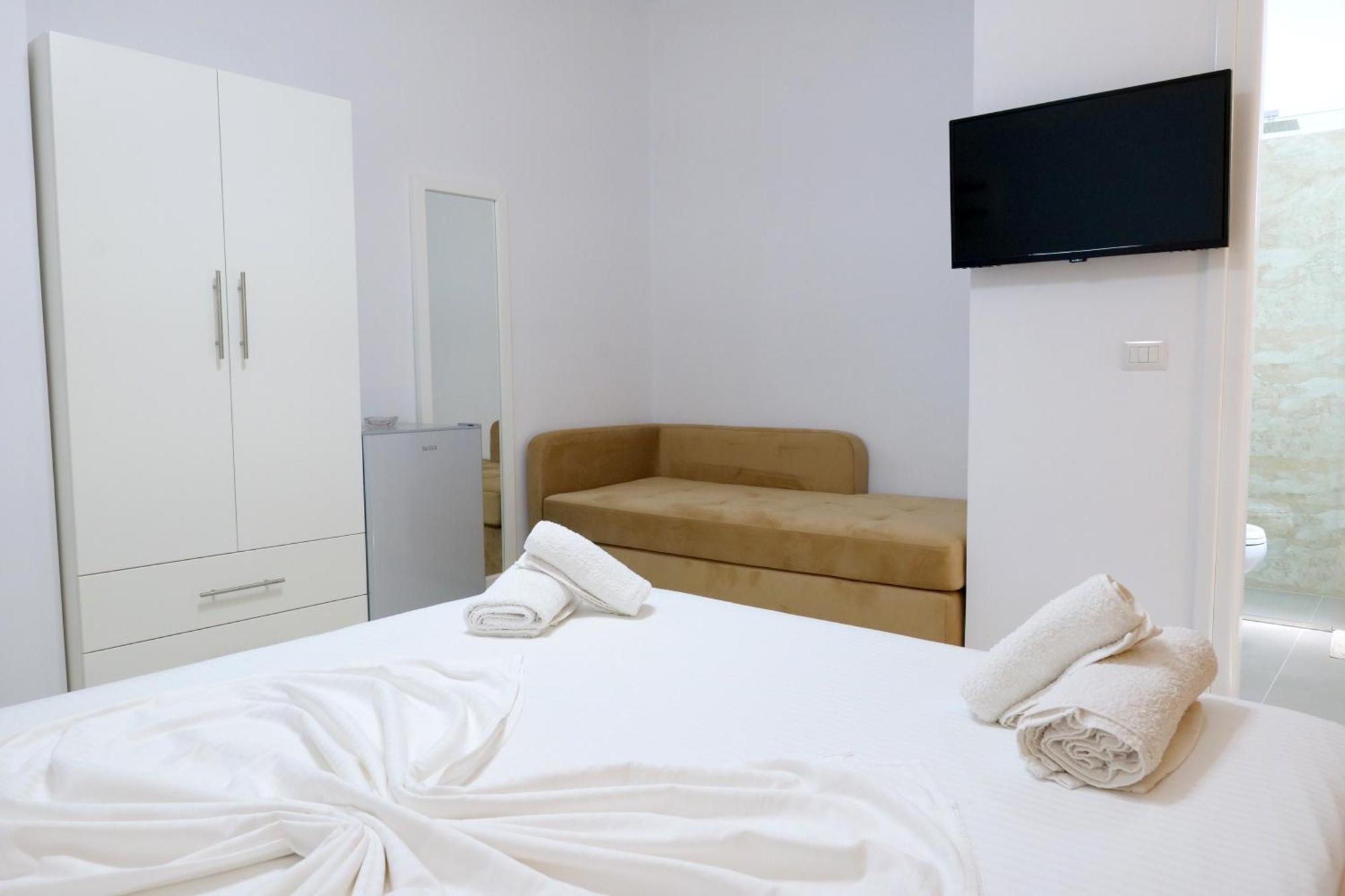 Hotel Zeka Ksamil Ngoại thất bức ảnh