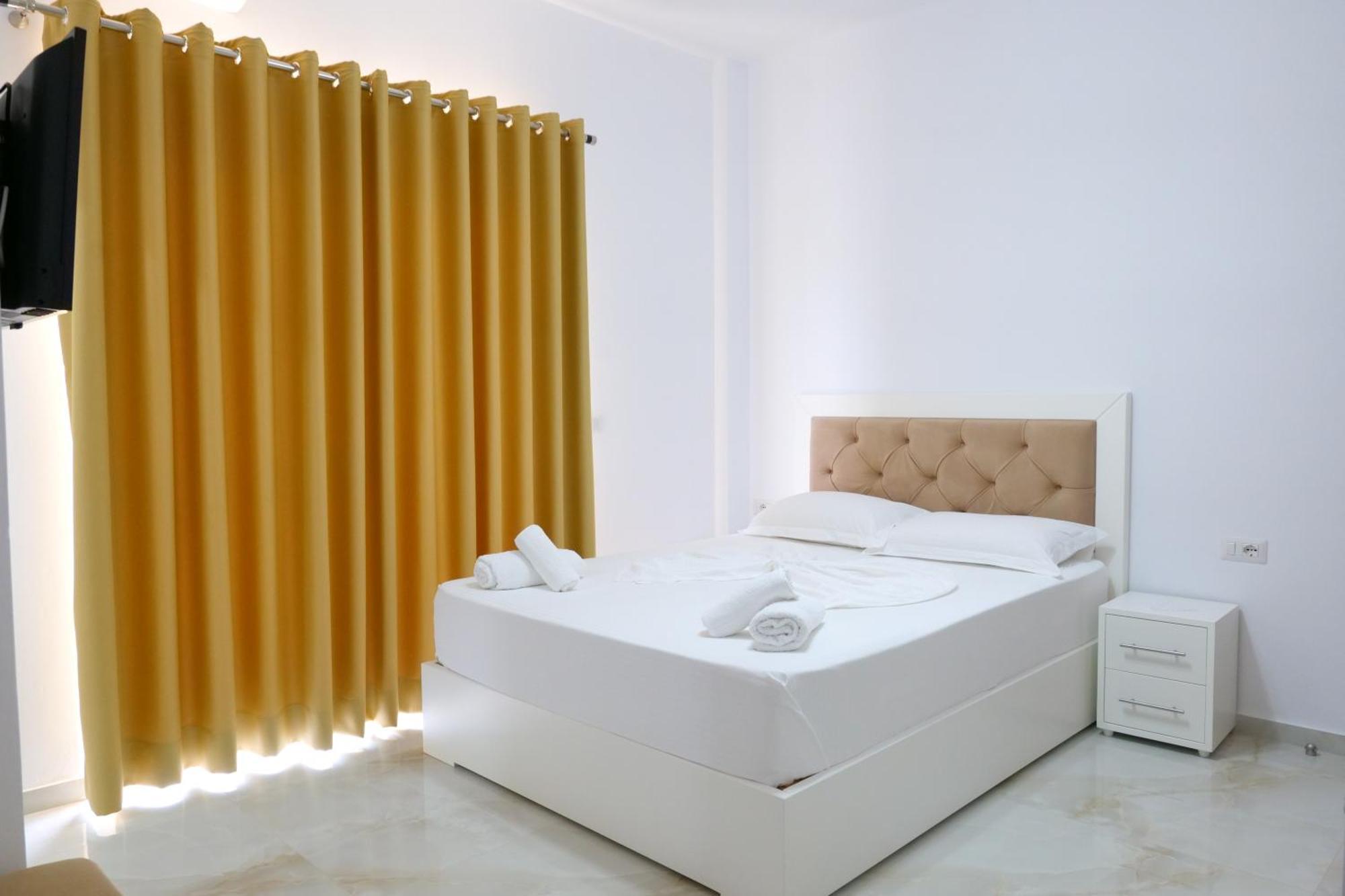 Hotel Zeka Ksamil Ngoại thất bức ảnh